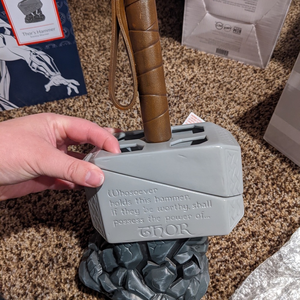 COPY - Thor Scentsy warmer - Picture 2 of 4